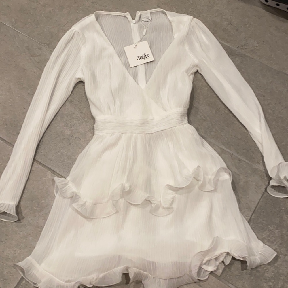 Selfie Leslie white rush dress